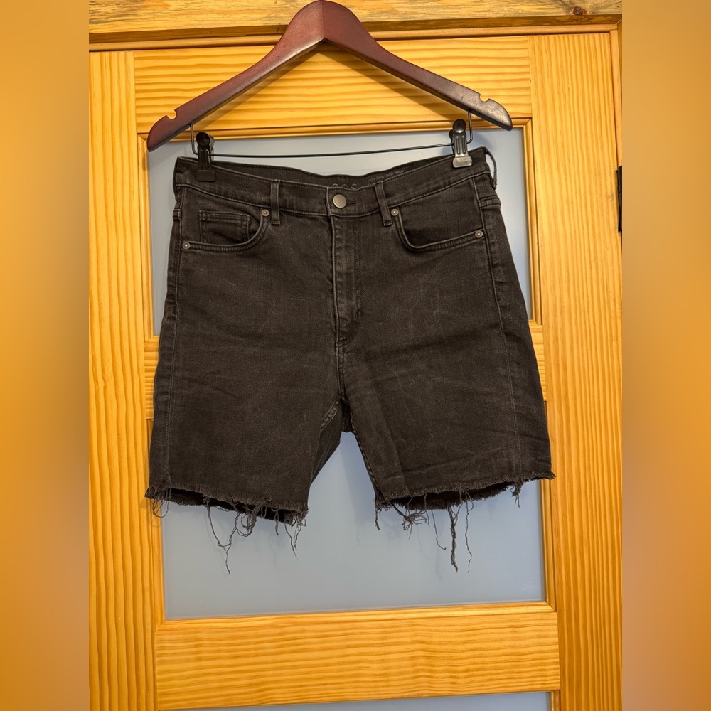EUC COS High Rise, Skinny fit denim shorts
